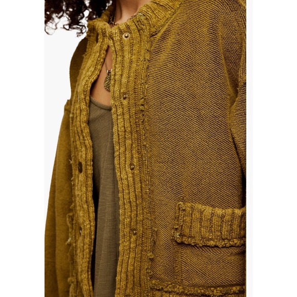 Free People Cute In This Cardigan Fir Green Sweater Size Large Bomber Collar NWT - Picture 3 of 4